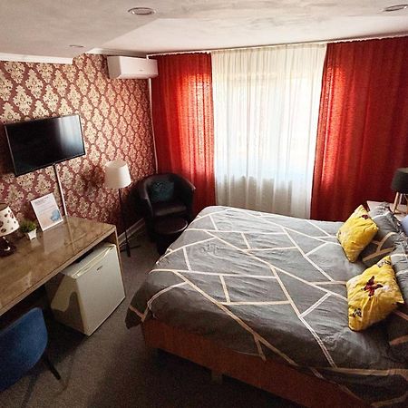 Ferienwohnung Garsoniera Panoramic Bacău Exterior foto